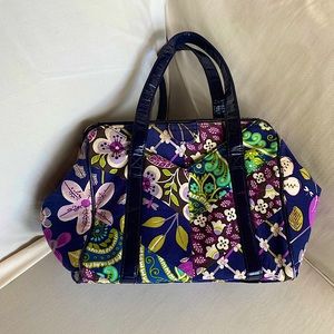 •Vera Bradley purple, blue flower purse